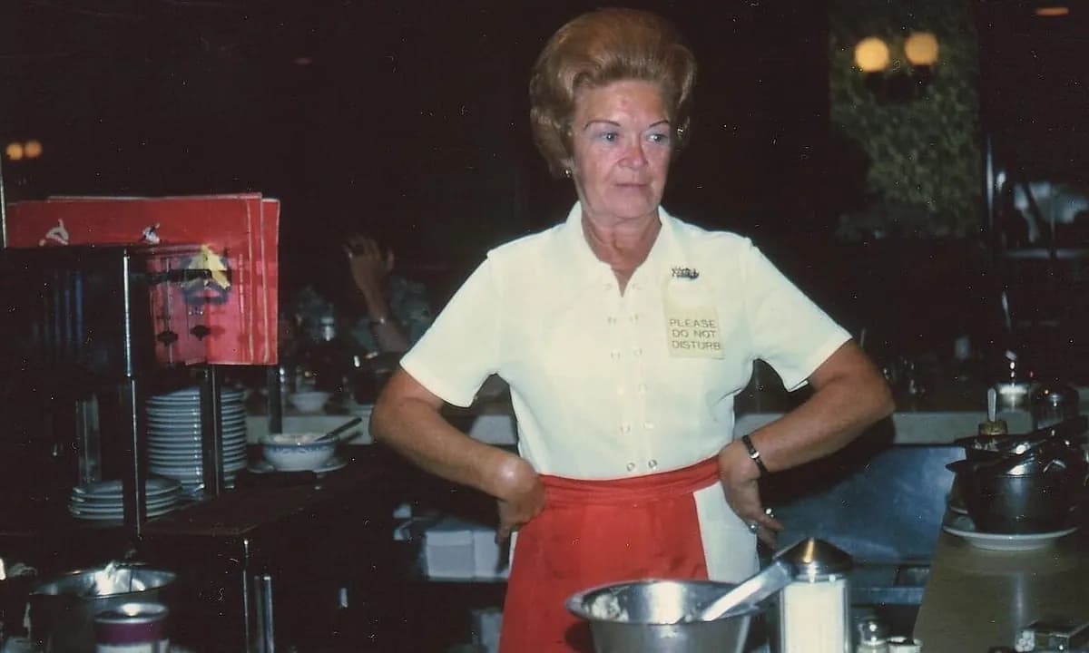Waiter