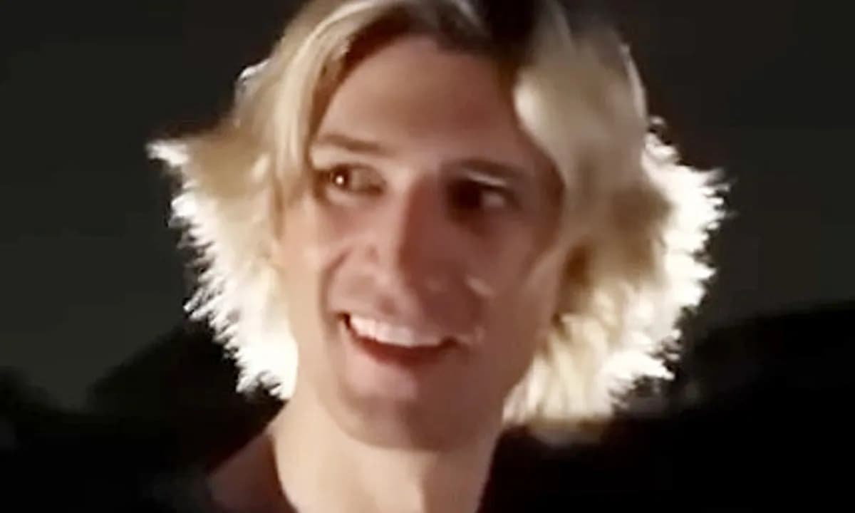 xQc